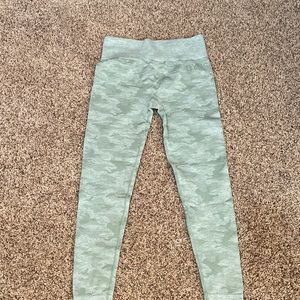 Gymshark Camo green leggings- only worn once!